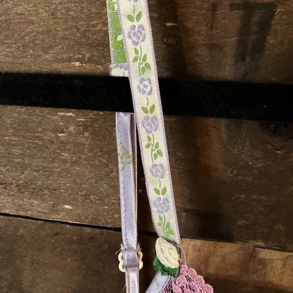 Vintage Victoria's Secret Lavender Floral Chemise with Pink Lace - Picture 5 of 9